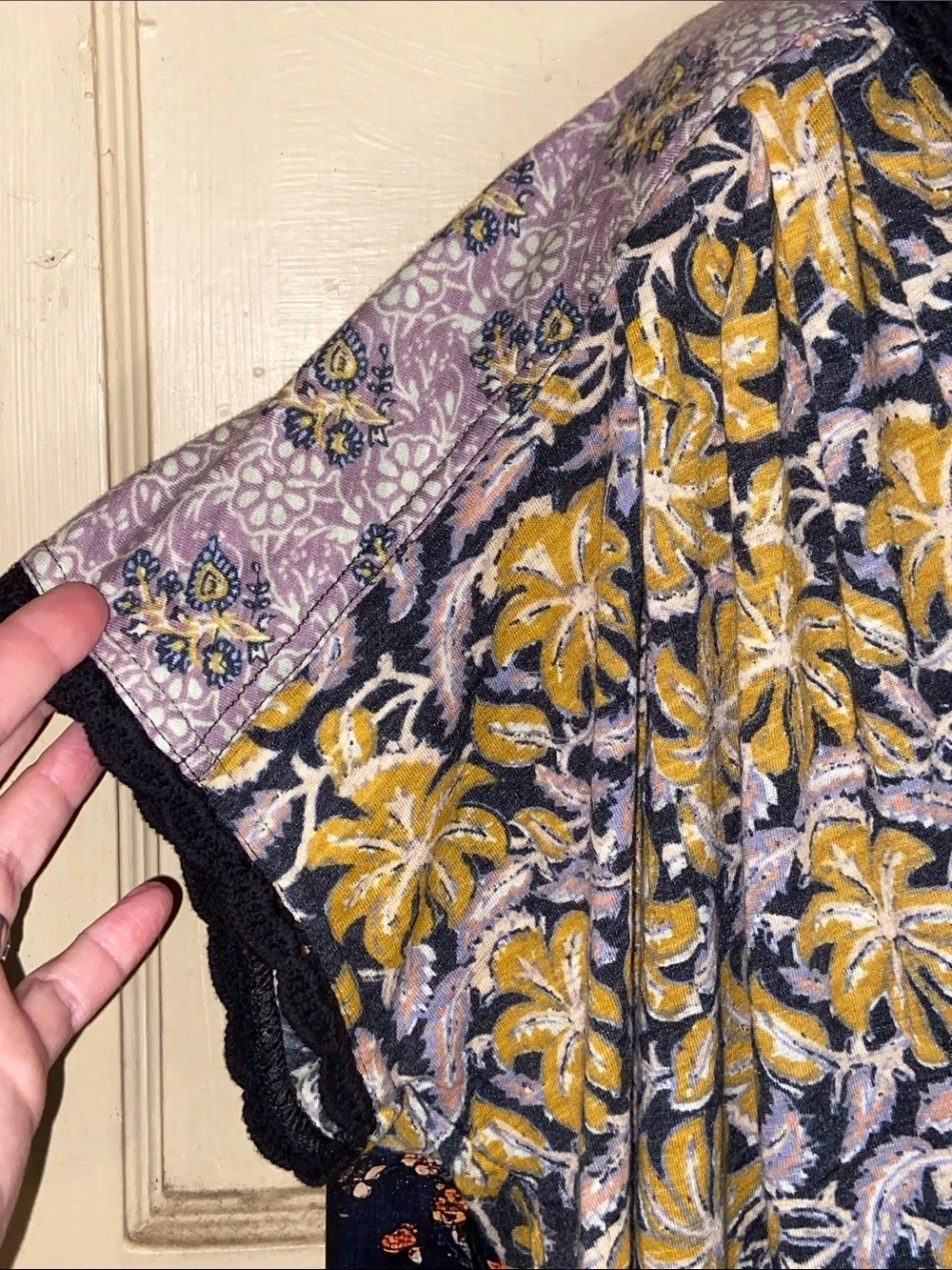 LEILANI MUSTARD FLORAL CROP TOP NWT Free People Lavender Sleeve Black Crochet - Picture 4 of 8